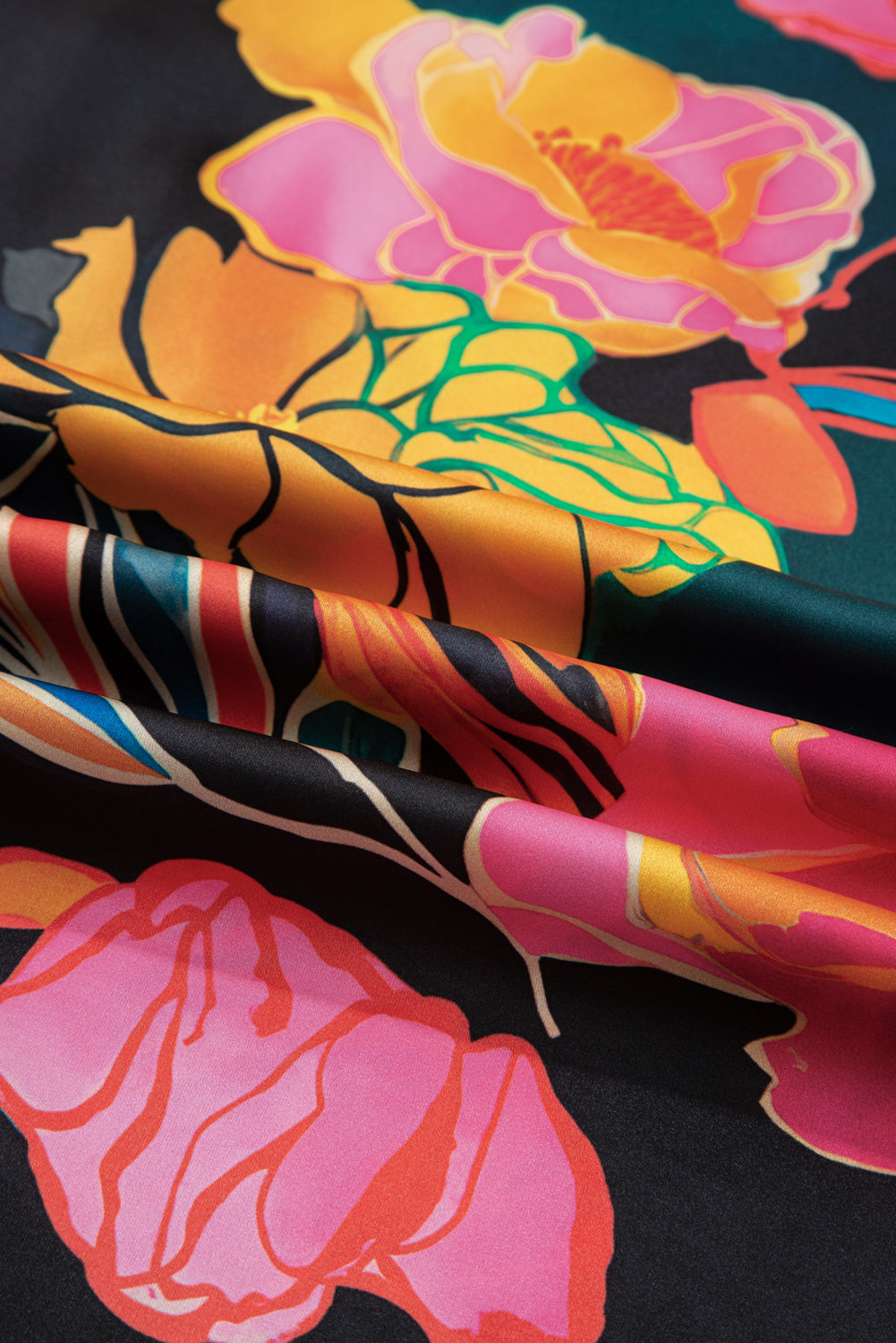 Black chic floral blouse