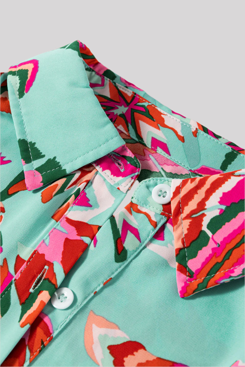 Green patterned short dress